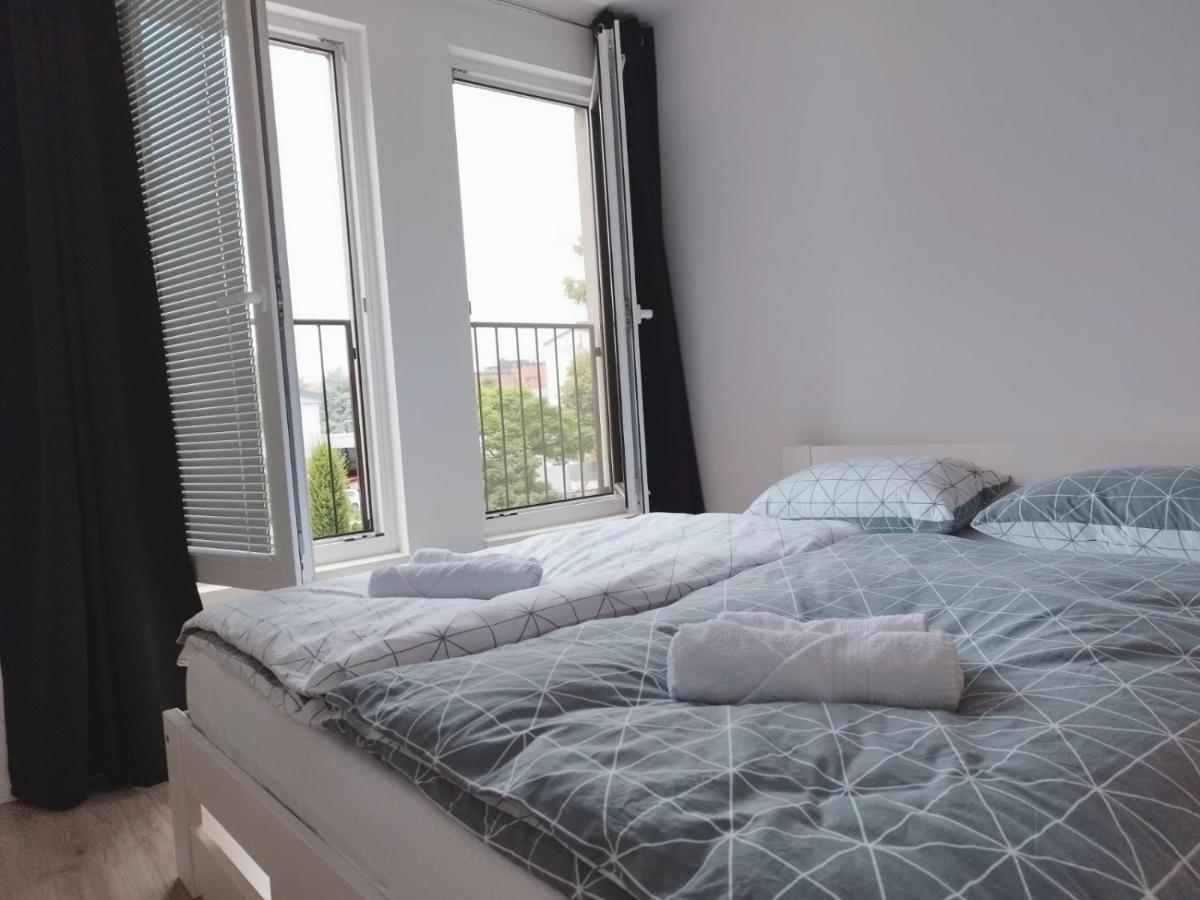 Apartment Sanya #3 Lubiana Esterno foto